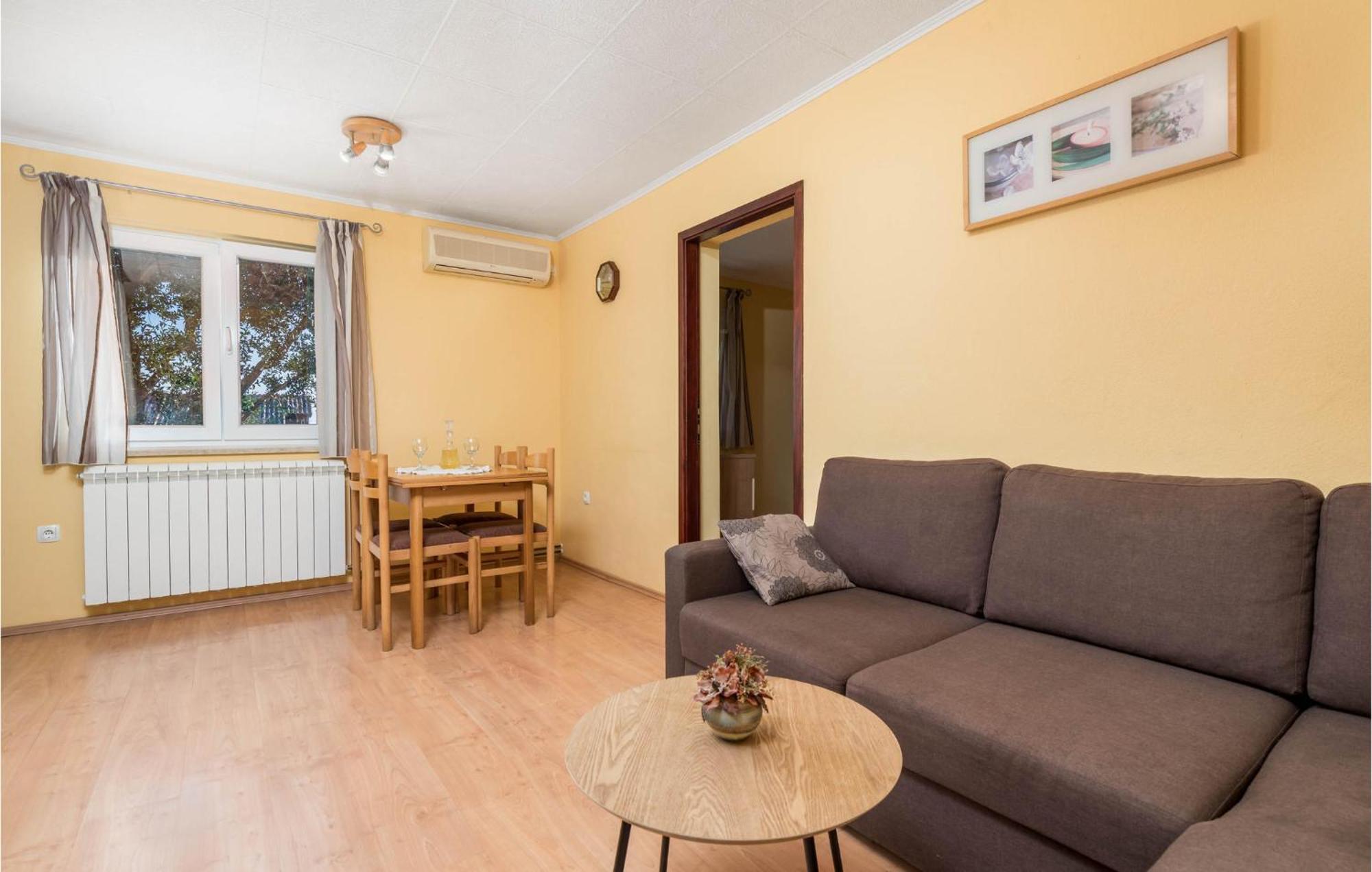 Stunning Apartment In Lovran With Kitchen Εξωτερικό φωτογραφία